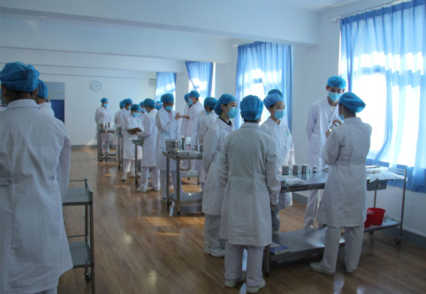 北京涉外护理学校