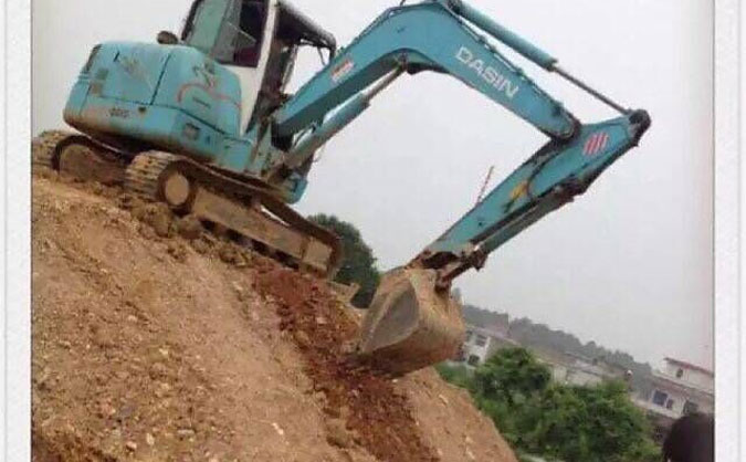 开挖掘机多少钱一个月