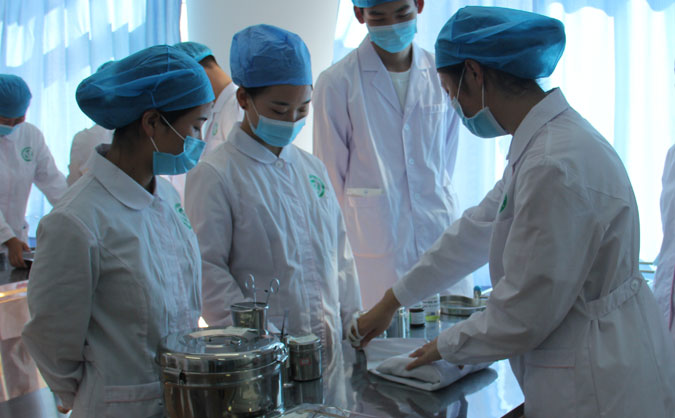 北京护士学校招生简章（2019年春季）