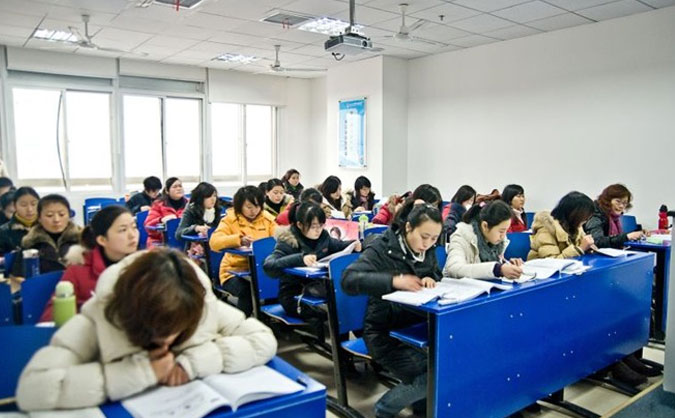 岳阳会计中级职称 – 报名条件 – 考试报名时间 – 教材