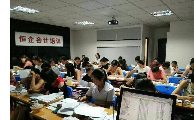  珠海会计实操培训哪家好-价格多少钱