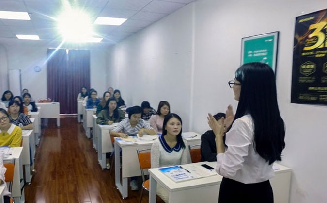 洛阳会计实操培训哪家好-价格多少钱