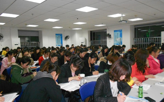 福州网上学会计哪个好_多少钱