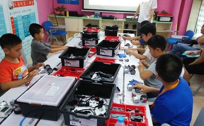 烟台童程童美乐高机器人